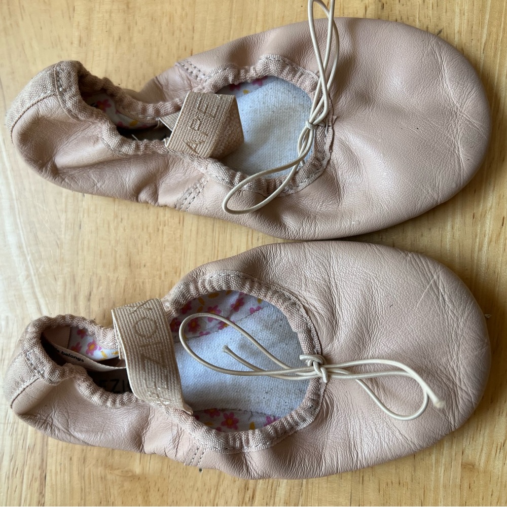 Capezio pink ballet shoes size 13M